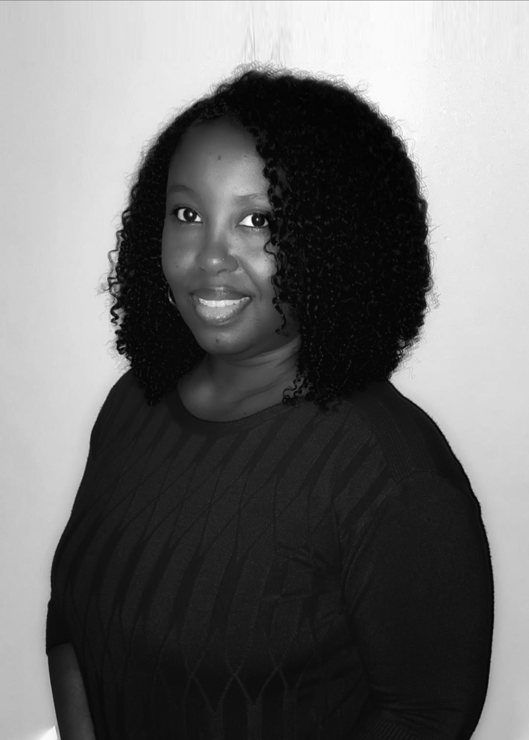 vanessa-bw-5e30de06955c2